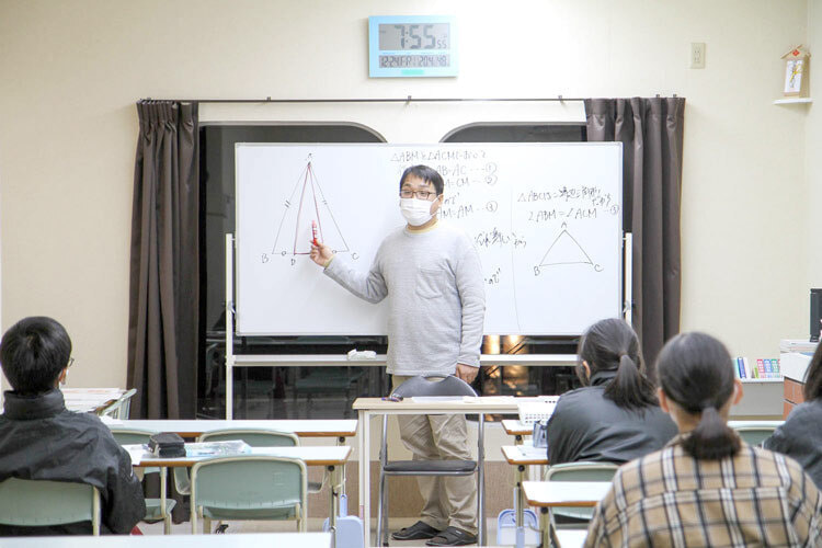 志摩市の北井学習教室授業風景